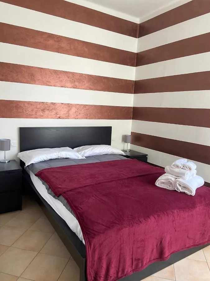 Albergo 900Strati بيرغامو 0*,  إيطاليا