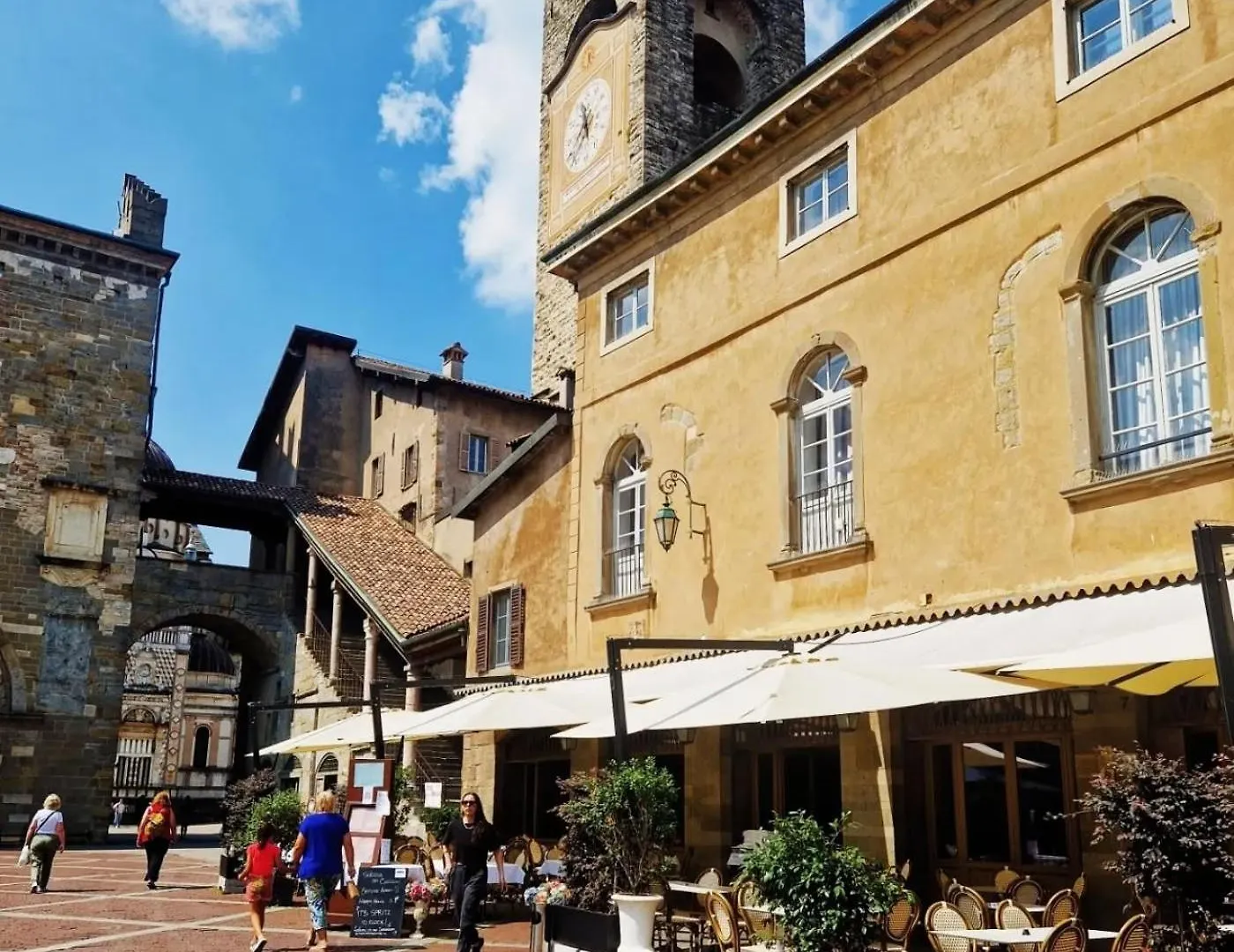 Albergo 900Strati Bergamo 0*,  Olaszország